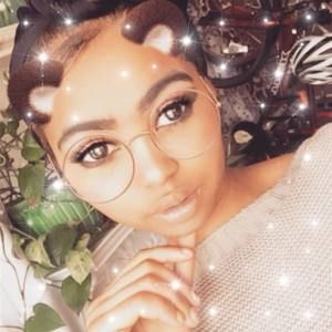 Meet your Posher, Sierra